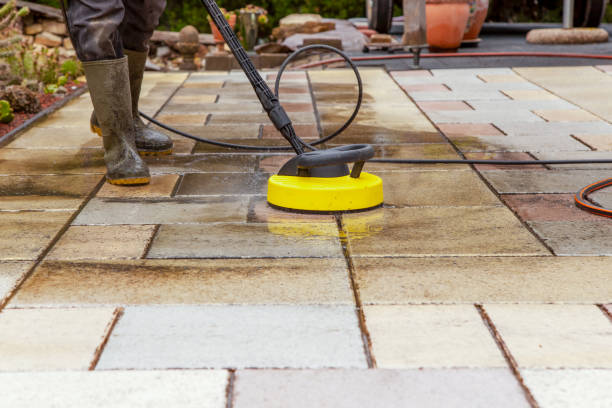 Best Oil Spill Cleanup  in Huron, CA